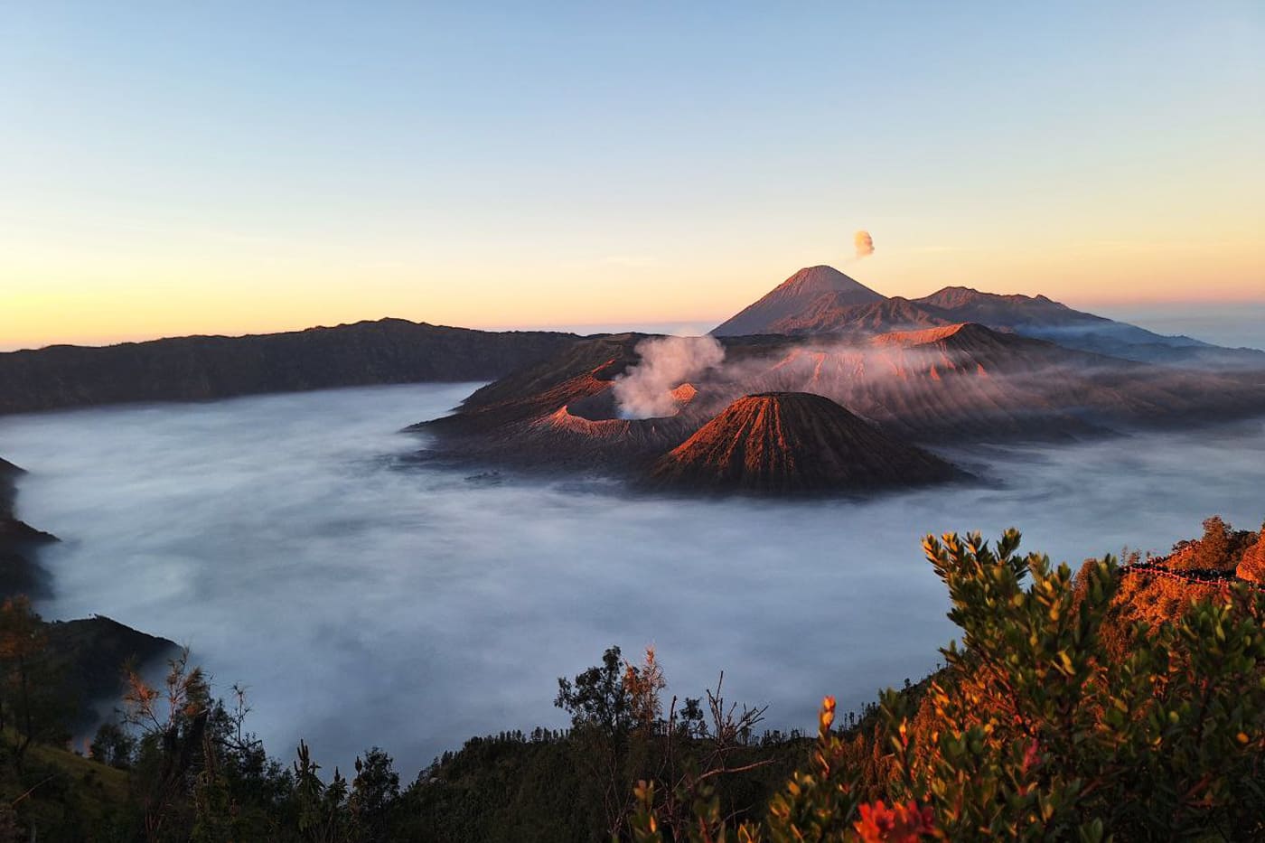 Mount Bromo Trekking Tour Package 2 Days 1 Night